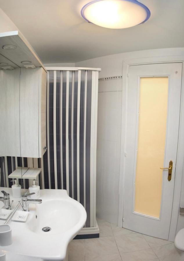 Oikia Sea Apartment Syracuse Exterior photo